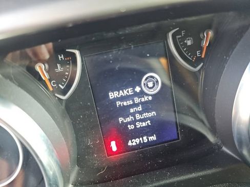 Used 2020 Jeep Wrangler Sport AWD/4WD image 16