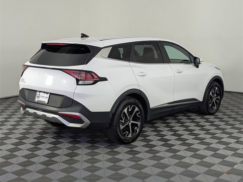 Used 2023 Kia Sportage EX image 7