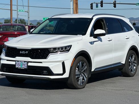 Used 2023 Kia Sorento EX AWD/4WD image 9