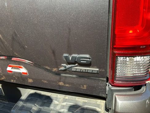 Used 2022 Toyota Tacoma SR5 w/ Technology Package RWD image 8