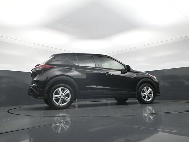 Used 2025 Nissan Kicks Play S FWD image 35