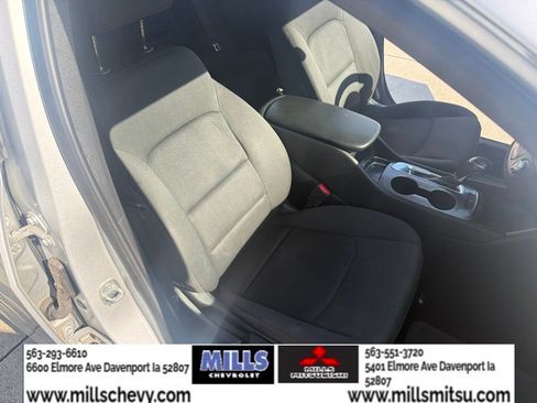 Used 2020 Chevrolet Malibu RS FWD image 25