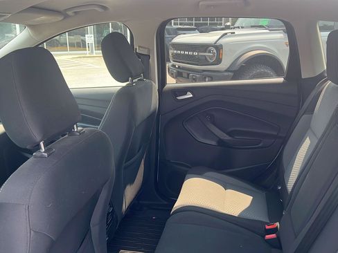 Used 2019 Ford Escape SE AWD/4WD image 14