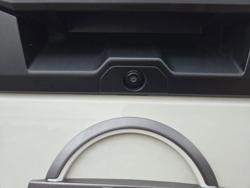 Used 2023 Nissan Frontier S image 10