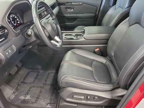 Certified 2025 Honda Pilot Touring image 23