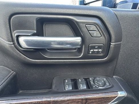 Used 2021 Chevrolet Silverado 3500 High Country w/ Technology Package image 18