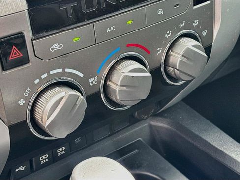 Used 2020 Toyota Tundra SR5 w/ SR5 Upgrade Package RWD image 15