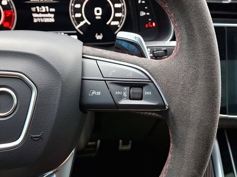 Certified 2024 Audi RS Q8 image 25