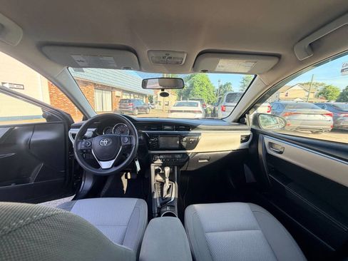 Used 2014 Toyota Corolla LE FWD image 55