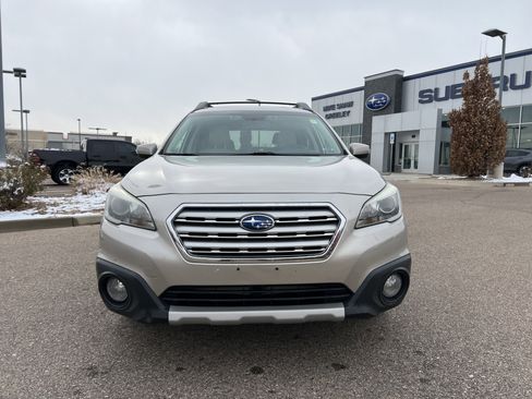 Used 2016 Subaru Outback 3.6R Limited image 15