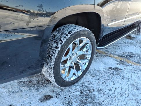 Used 2020 GMC Yukon Denali image 4