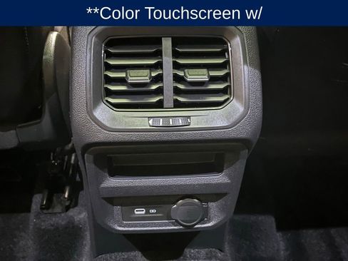 Used 2023 Volkswagen Tiguan SE R-Line image 11