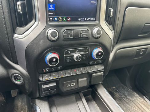 Used 2021 GMC Sierra 1500 SLT w/ SLT Convenience Package AWD/4WD image 13