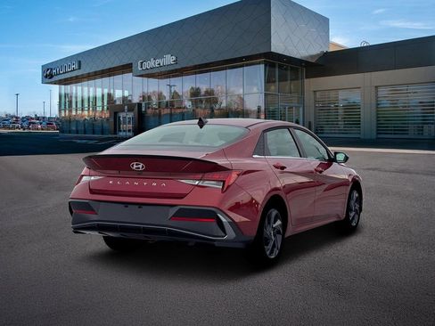 New 2026 Hyundai Elantra SEL Sport image 7