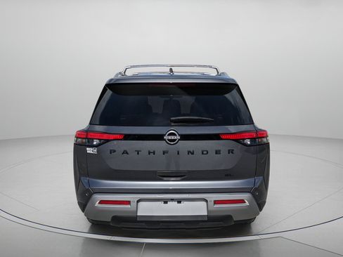 Used 2024 Nissan Pathfinder SL w/ Black Appearance Package FWD image 7