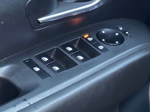 Certified 2025 Hyundai Tucson SE image 30