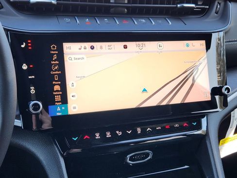 New 2026 Jeep Grand Cherokee Altitude image 12