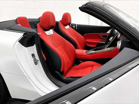 New 2026 Mercedes-Benz SL 55 AMG 4MATIC image 5