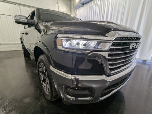 Used 2025 RAM 1500 Laramie image 4