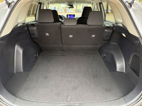 Used 2025 Toyota RAV4 LE image 31