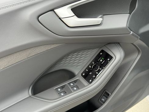 Used 2025 Audi A5 2.0T Premium w/ Convenience Package image 19