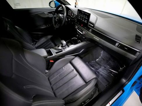 Used 2022 Audi A4 2.0T Premium Plus AWD/4WD image 5