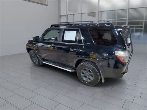 Used 2018 Toyota 4Runner SR5 image 11