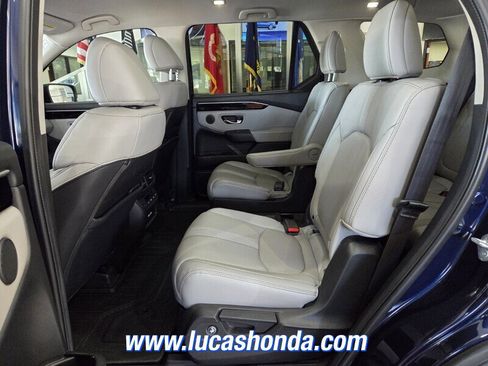 Used 2023 Honda Pilot EX-L image 8