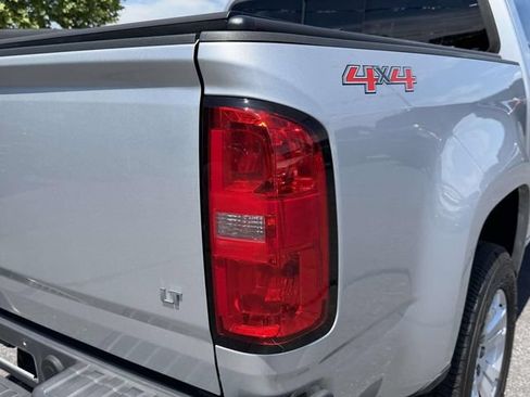 Used 2018 Chevrolet Colorado LT w/ LT Convenience Package AWD/4WD image 8