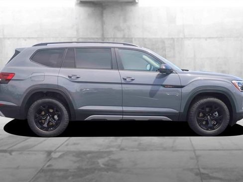 New 2026 Volkswagen Atlas Peak Edition AWD/4WD image 5