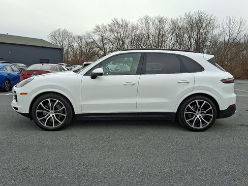 Used 2023 Porsche Cayenne S image 5