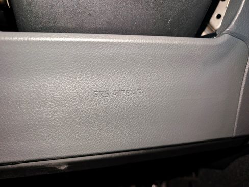 Used 2018 Toyota Camry LE image 44