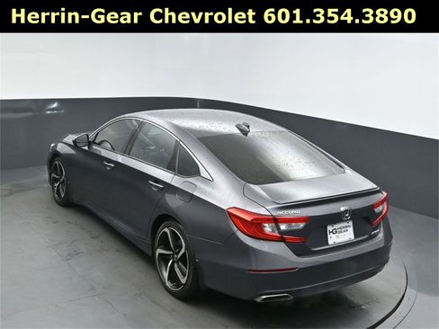 Used 2018 Honda Accord Sport image 33