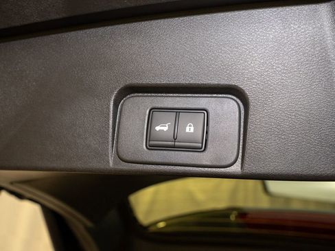 New 2026 Nissan Rogue SV image 7