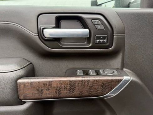 Used 2022 GMC Sierra 2500 Denali image 24