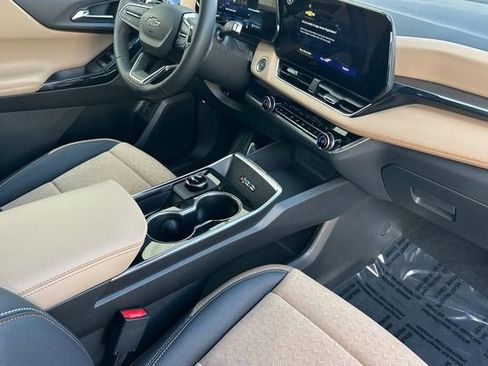 New 2026 Chevrolet Equinox ACTIV w/ Convenience Package III AWD/4WD image 21