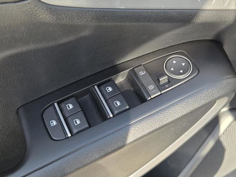 Used 2022 Kia Soul LX w/ Technology Package image 19