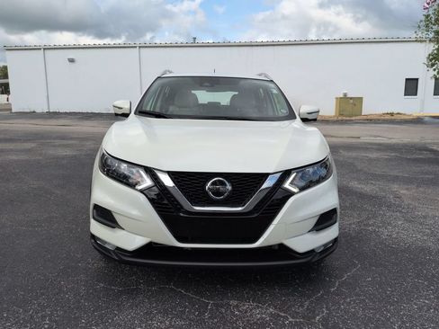 Certified 2020 Nissan Rogue Sport SV w/ Technology Package FWD image 9