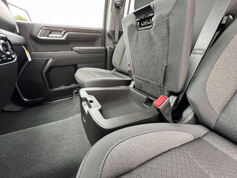 New 2026 GMC Sierra 1500 SLE w/ Preferred Package image 19