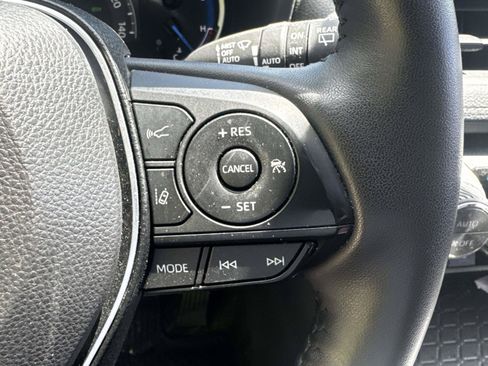 Certified 2025 Toyota RAV4 XLE w/ Convenience Package AWD/4WD image 22