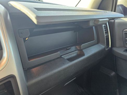 Used 2019 RAM 1500 Big Horn AWD/4WD image 68