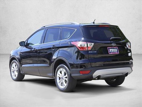 Used 2017 Ford Escape SE w/ Equipment Group 201A AWD/4WD image 7