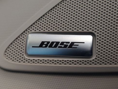 Certified 2023 Nissan Pathfinder Platinum w/ Lighting Package (N93) image 6