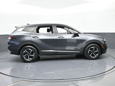 Used 2024 Kia Sportage LX image 7