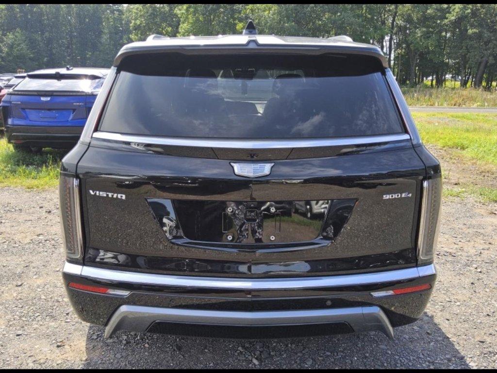 Used 2026 Cadillac Vistiq Premium Luxury w/ LPO, Floor Liner Package AWD/4WD image 8