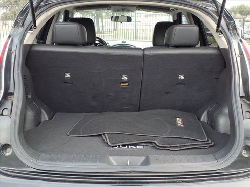 Used 2015 Nissan Juke SL image 9