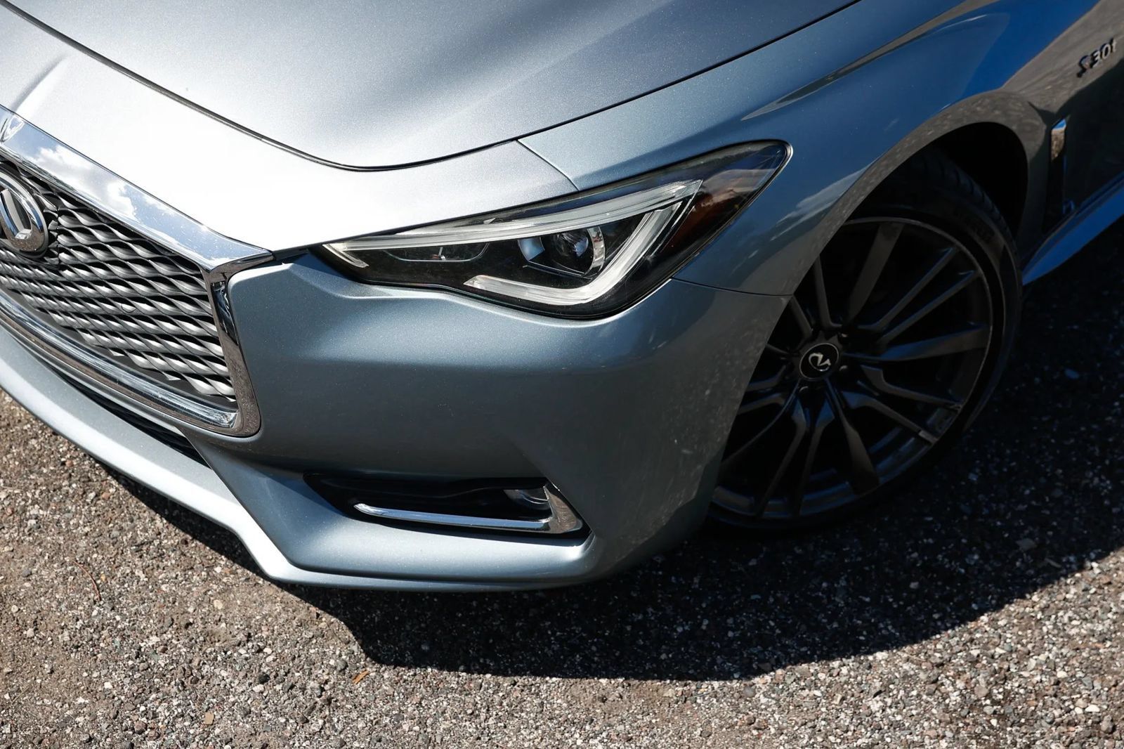 Used 2017 INFINITI Q60 Red Sport 400 AWD/4WD image 33