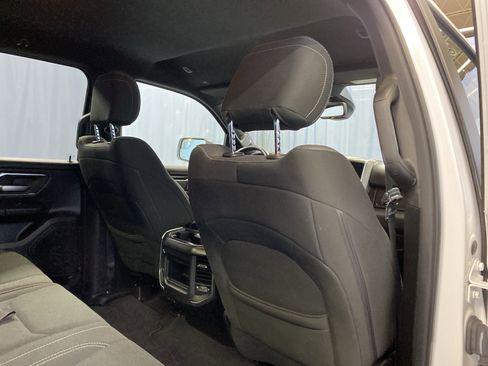 Used 2019 RAM 1500 Big Horn image 33