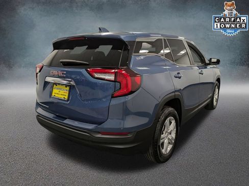 Used 2024 GMC Terrain SLE FWD image 4