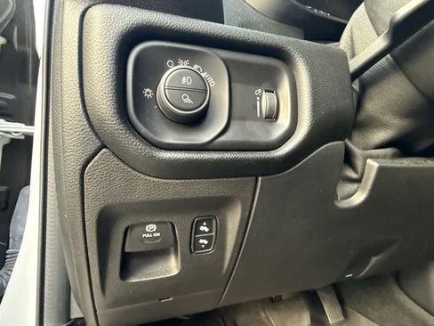 Used 2021 RAM 1500 Lone Star AWD/4WD image 19